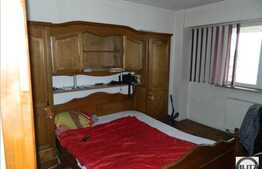 3 camere, 67 mp, 2 balcoane, debara, etaj intermediar, zona strazii Fabricii