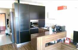 3 camere, 51,5 mp, etaj intermediar, zona strazii Huedinului