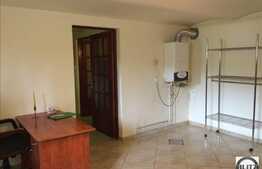 2 camere, 54 mp, semidecomandat, demisol inalt, zona strazii Brasov!