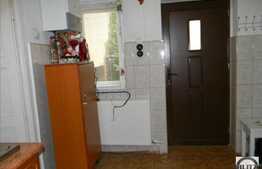 Apartament 1 camera, 31 mp, parcare, boxa la subsol, zona strazii Horea!