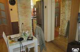 2 camere, decomandat, garaj, 45 mp, mobilat modern, zona Salii Sporturilor