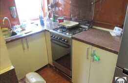 2 camere, decomandat, garaj, 45 mp, mobilat modern, zona Salii Sporturilor