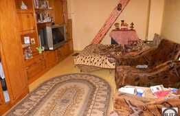 Garsoniera 27 mp, parcare, mezanin, curte comuna situata Ultracentral