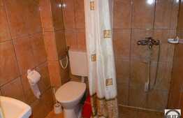 Garsoniera 27 mp, parcare, mezanin, curte comuna situata Ultracentral