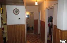 3 camere, 68 mp, decomandat, balcon, boxa la subsol, zona strazii Fabricii!