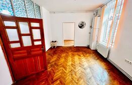 Apartament 4 camere, 2 băi, 2 parcări, 2 beciuri Ultracentral