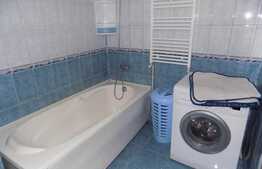 Apartament 3 camere, 60 mp, mobilat dragut, parcare, zona Alverna!