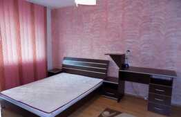 Apartament 3 camere, 60 mp, mobilat dragut, parcare, zona Alverna!