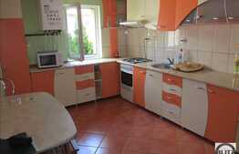 4 camere, 86 mp, 2 balcoane, boxa, zona strazii Mehedinti