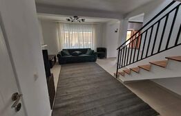 Duplex renovat cu 4 camere, 108 mp utili, garaj, 120 mp de teren, zona Tauti