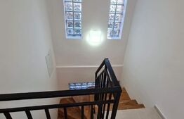 Duplex renovat cu 4 camere, 108 mp utili, garaj, 120 mp de teren, zona Tauti