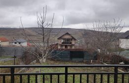 Casa individuala cocheta, 3 camere, 70 mp, teren 350 mp, Campenesti