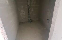 Apartament 3 camere, 56mp, parcare, zona Vivo