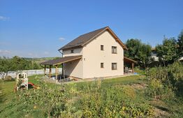 Casa individuala, 4 camere, 112mp utili, 1020 mp teren,  panorama, Corusu