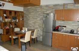 Penthouse 140 mp, 2 nivele, parcare cu CF, zona Florilor, dotari calitative!