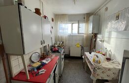 Apartament 2 camere, decomandat, 50 mp, balcon, zona Primăverii