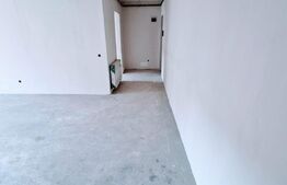 Apartament 3 camere, terasa, gradina 58 mp, parare, zona Stejarului !