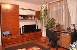 Vanzare 3 camere, 79 mp utili, decomandat, 2 balcoane! Zona Stejarului!