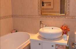 Vanzare 3 camere, 79 mp utili, decomandat, 2 balcoane! Zona Stejarului!