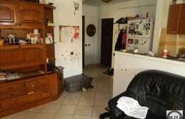 Vanzare apartament cu 2 camere, 49 mp utili, terasa, cu loc de parcare