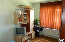 Apartament cu 2 camere, 46 mp, balcon, zona Florilor! Parcare inclusa!