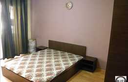 De vanzare 2 camere, 56 mp + terasa inchisa, decomandat, zona Porii!