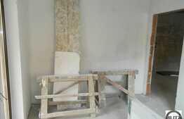 Vanzare 2 camere, 41.5 mp, GRADINA de 80.50 mp, semifinisat, parcare inclusa