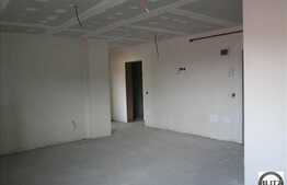 3 camere, 98 mp utili, TERASA de 15 mp, semifinisat, zona aerisita! Pret Oportun