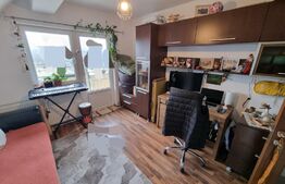 Apartament 3 camere, etaj intermediar, 52mp, parcare, la 4 minute de Vivo