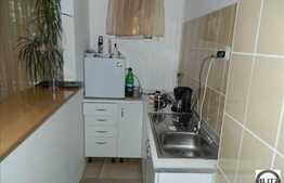 2 camere, 30 mp, etaj intermediar, mobilat si utilat, zona Politiei Rutiere!