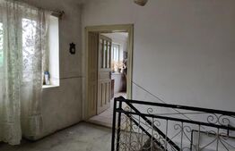 Casa demolabila, teren 1642 mp, Corusu