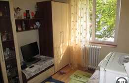 Garsoniera de vanzare, 11 mp, etaj intermediar, zona strazii Albac!