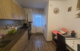 Apartament de 3 camere, 65 mp, zona linistita, Plopilor