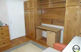 3 camere, 70 mp, balcon, zona strazii Albac!