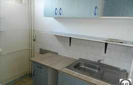 1 camera, 28 mp, balcon, zona strazii Detunata!