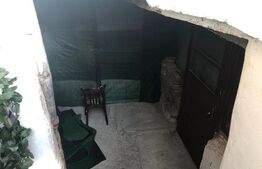 De vanzare, casa in Schei