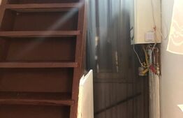 De vanzare, casa in Schei