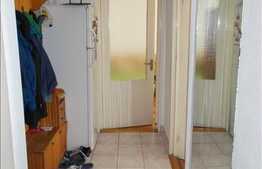 2 camere, 49,6 mp, decomandat, boxa, zona Casa Radio