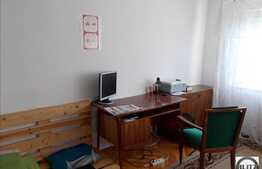 2 camere, 49,6 mp, decomandat, boxa, zona Casa Radio