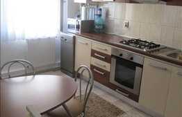 2 camere, 54 mp, decomandat, etaj intermediar, zona strazii 1 Decembrie!