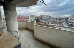 Garsoniera, 40 mp, balcon, centrală proprie, zona Piața Mărăști