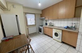 Garsoniera, 40 mp, balcon, centrală proprie, zona Piața Mărăști