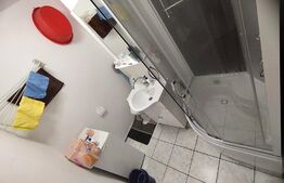 Apartament cu 3 camere, decomandate, 71 mp, zona str. Dambovitei