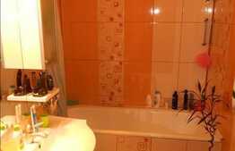 Vanzare apartament cu 2 camere, 60 mp, cu loc parcare