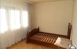 De vanzare apartament cu 3 camere, 65 mp utili, balcon, zona strazii Padis!