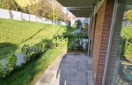 Apartament 2 camere, gradina, 54 mp, prima inchiriere, complex de lux, zona Rozelor