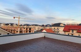 Apartament de vanzare zona Tractorul, 3 camere 73 mp