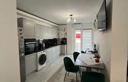 Apartament cu 2 camere, 44mp, cu balcon, parcare, zona Regal 