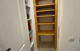 Apartament cu 2 camere, 44mp, cu balcon, parcare, zona Regal 