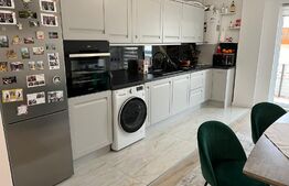 Apartament cu 2 camere, 44mp, cu balcon, parcare, zona Regal 